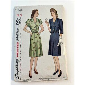 Simplicity 1571 Dress Square Neckline with Scallops Side Seam Skirt Bust 40